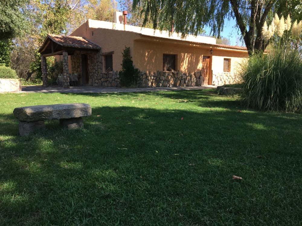 Complejo Rural La Badia Villa Lucillos Exterior foto